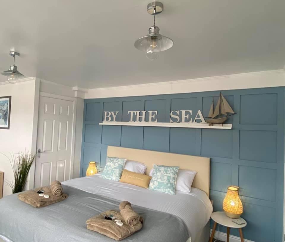 Butterfly Guest House Porthcawl Ngoại thất bức ảnh