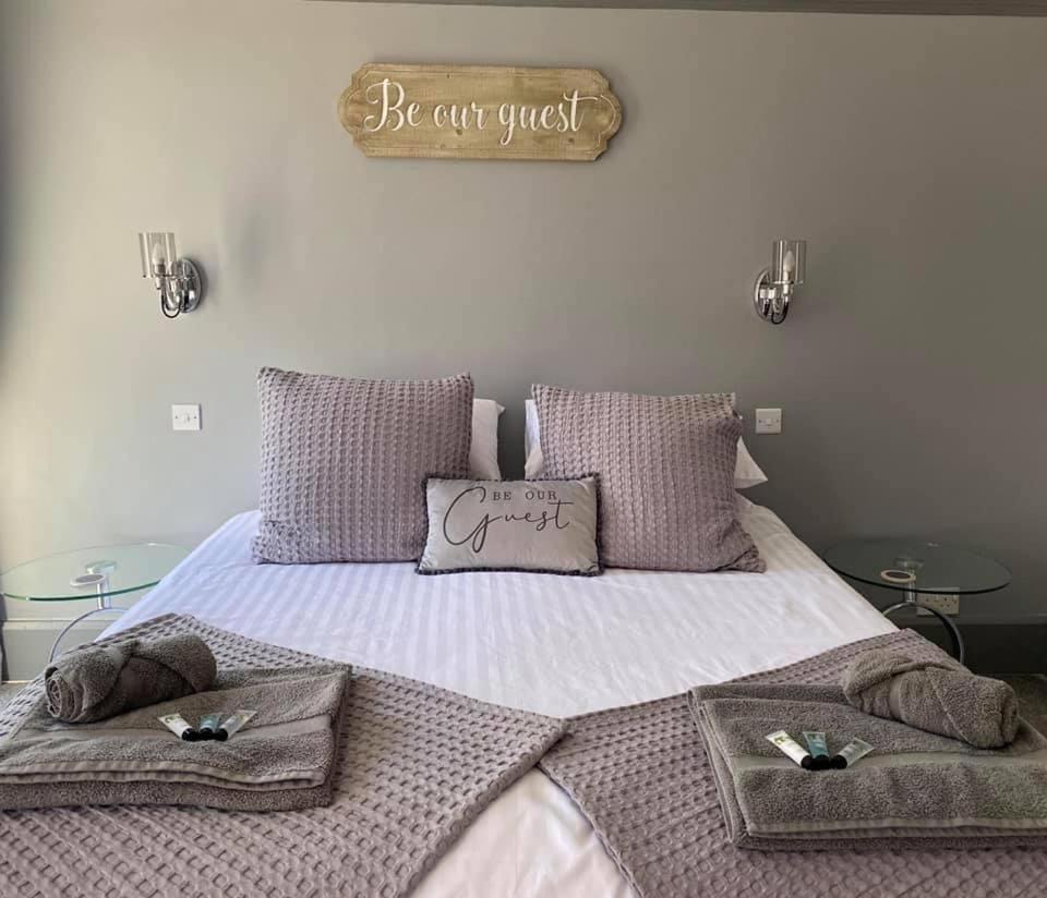 Butterfly Guest House Porthcawl Ngoại thất bức ảnh