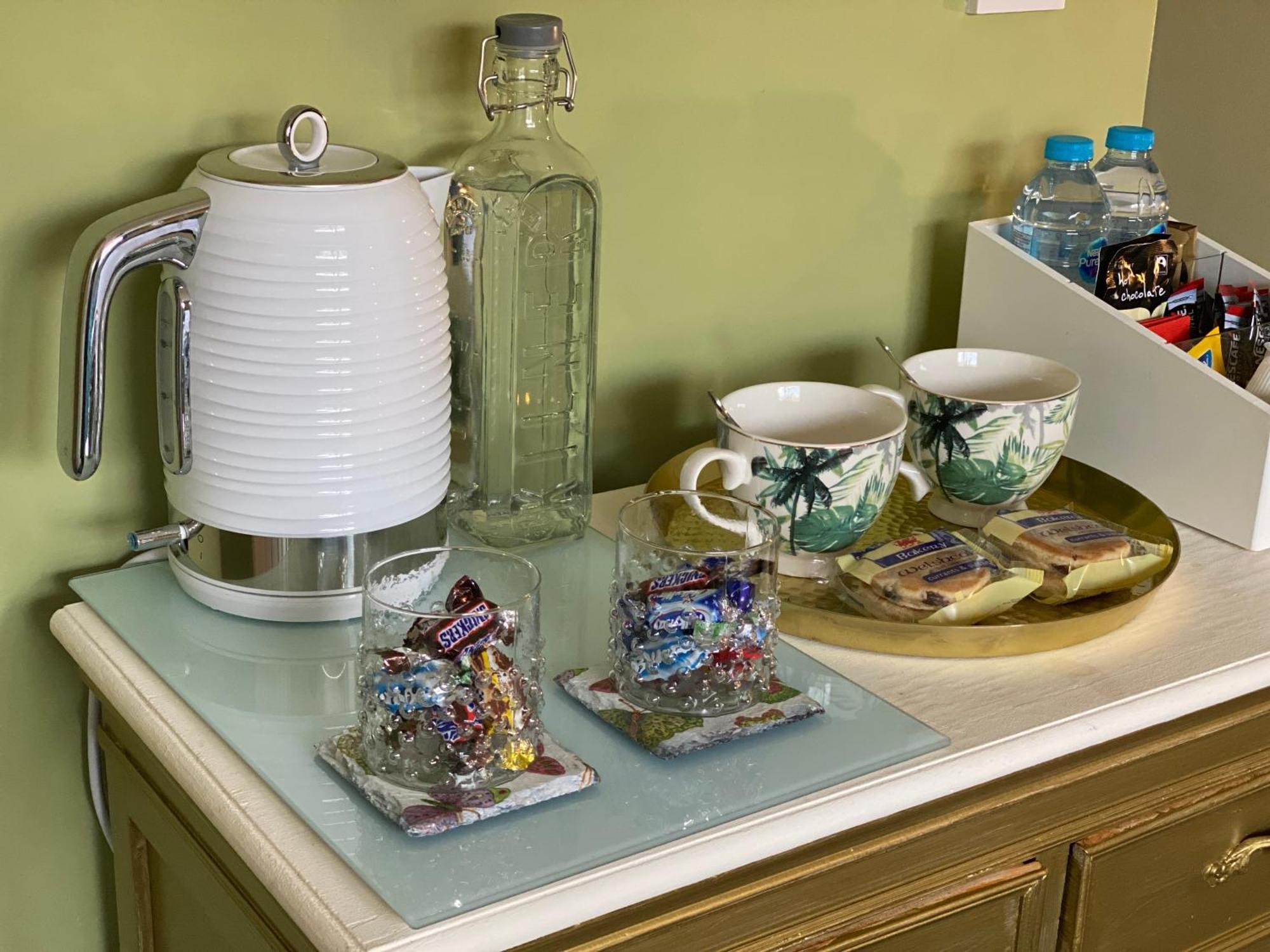 Butterfly Guest House Porthcawl Ngoại thất bức ảnh