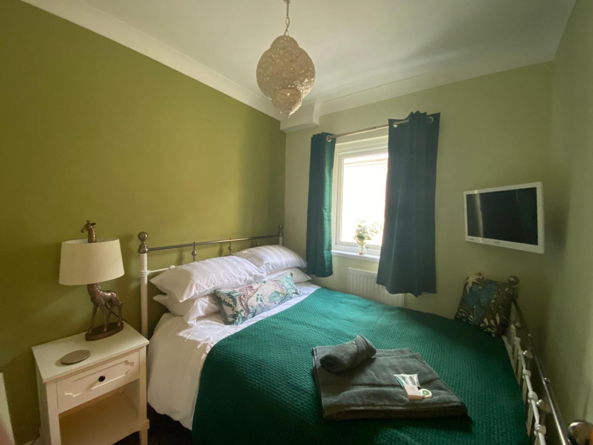Butterfly Guest House Porthcawl Ngoại thất bức ảnh